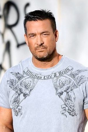 et billede af Steve Tanabe