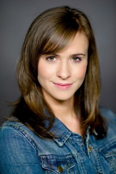 Mary McCrossan's picture in the cast