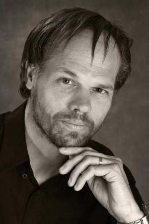 et billede af Aaron Lee Reed