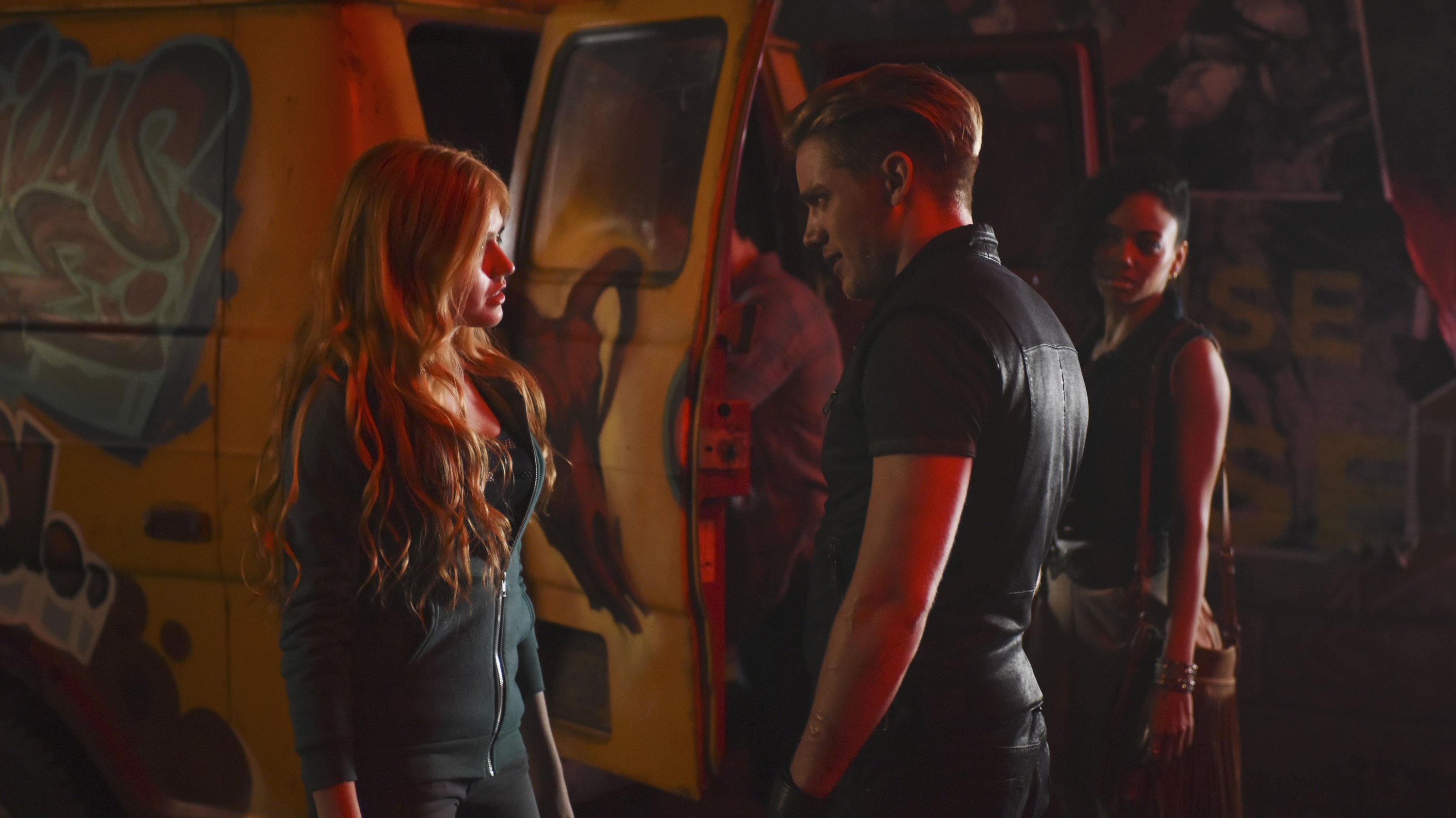 shadow hunter season 1 free watch shadow hunter season 1 free watch