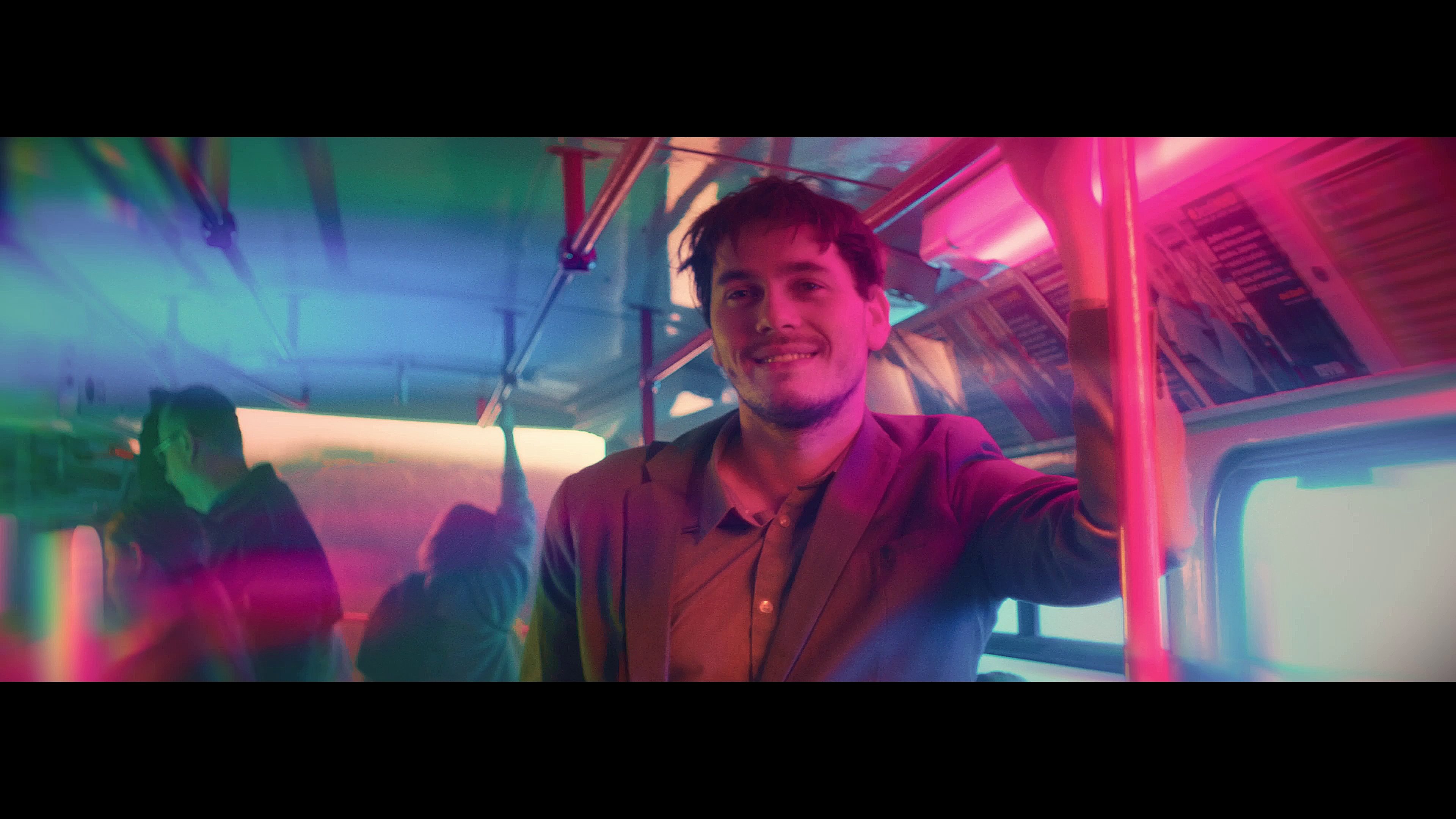 Imagem do Filme Feeling Happiness