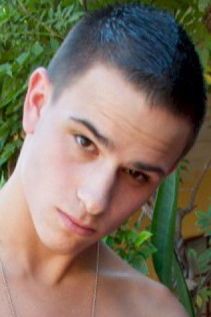 et billede af Cody Kyler