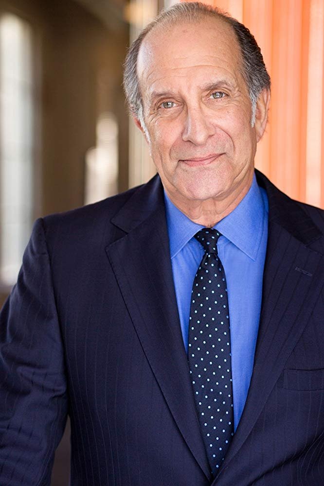 et billede af James Paradise