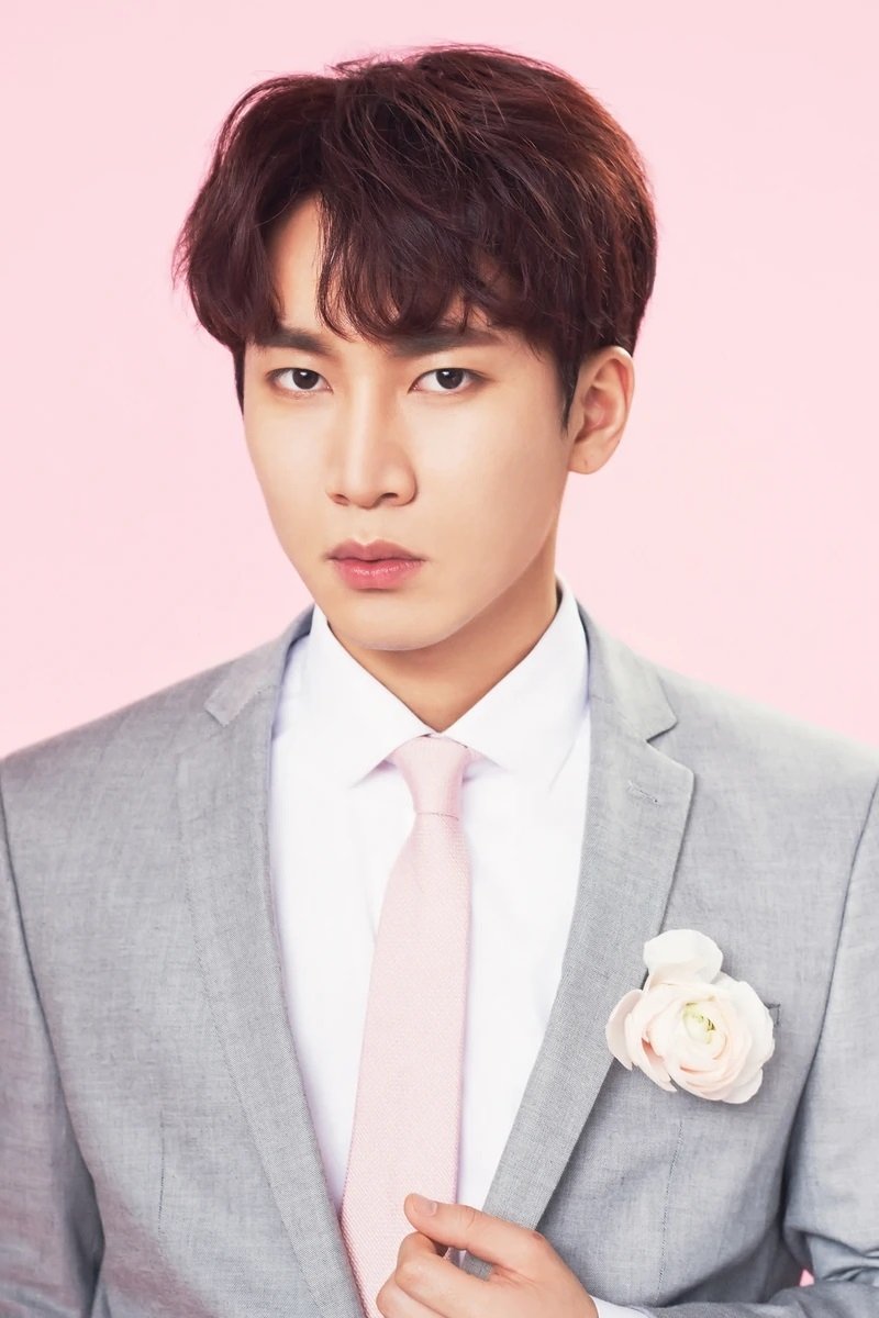 et billede af Seo Eun-kwang