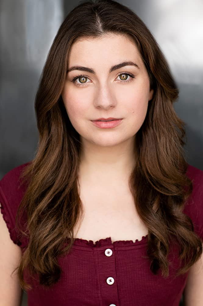 et billede af Carly Schneider