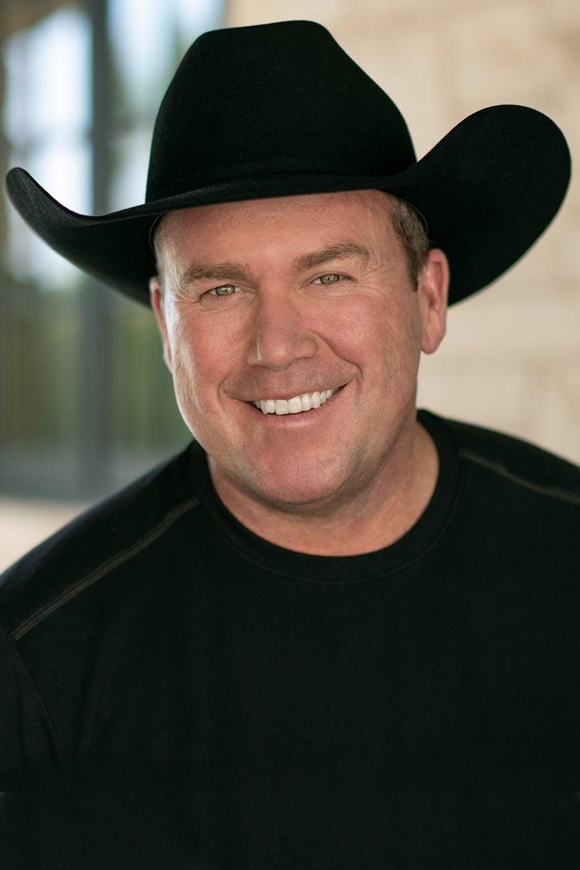 Rodney Carrington's picture in the cast
