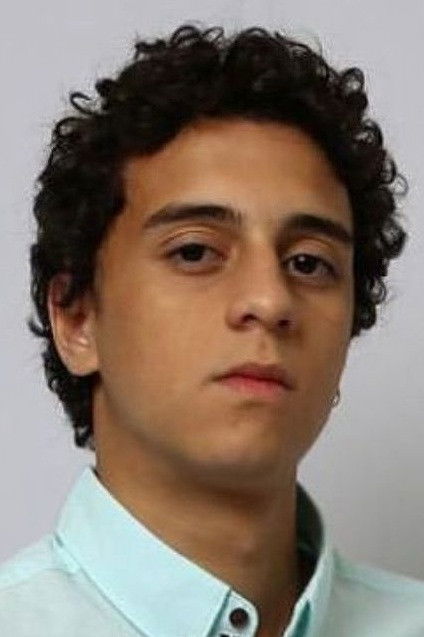 et billede af Theo Salomão