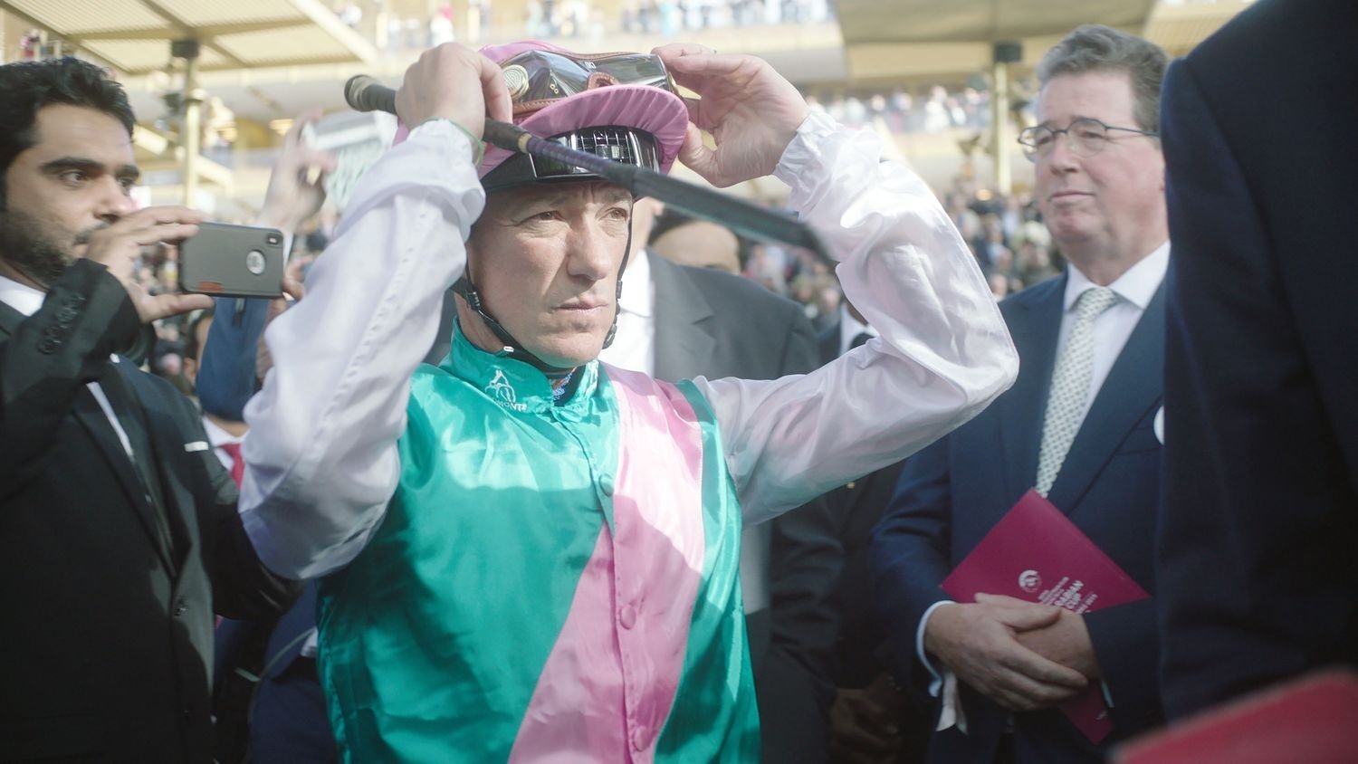 Dettori Backdrop Image
