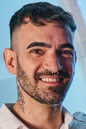 et billede af Alex Next Door