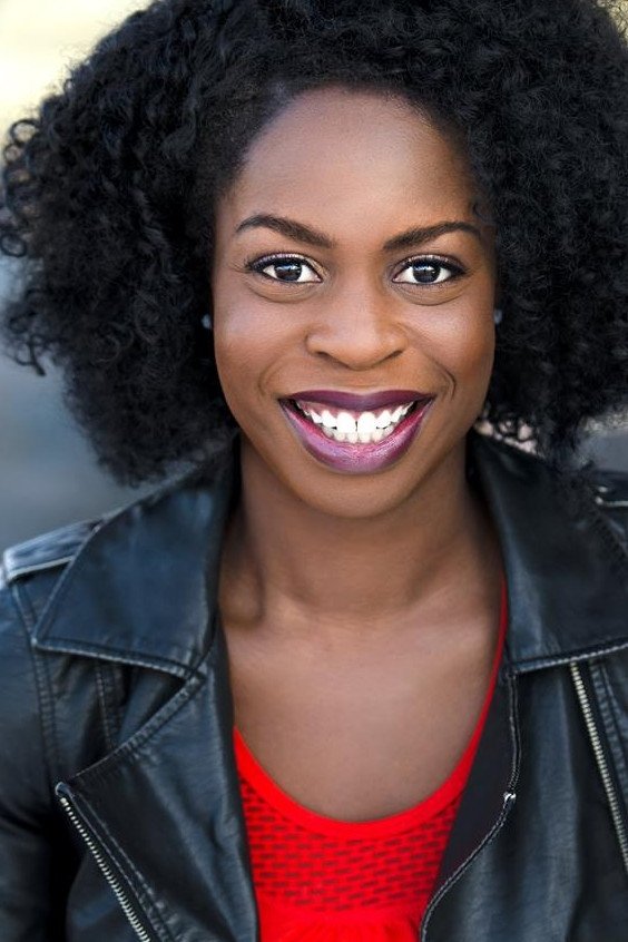 et billede af Mora Carew