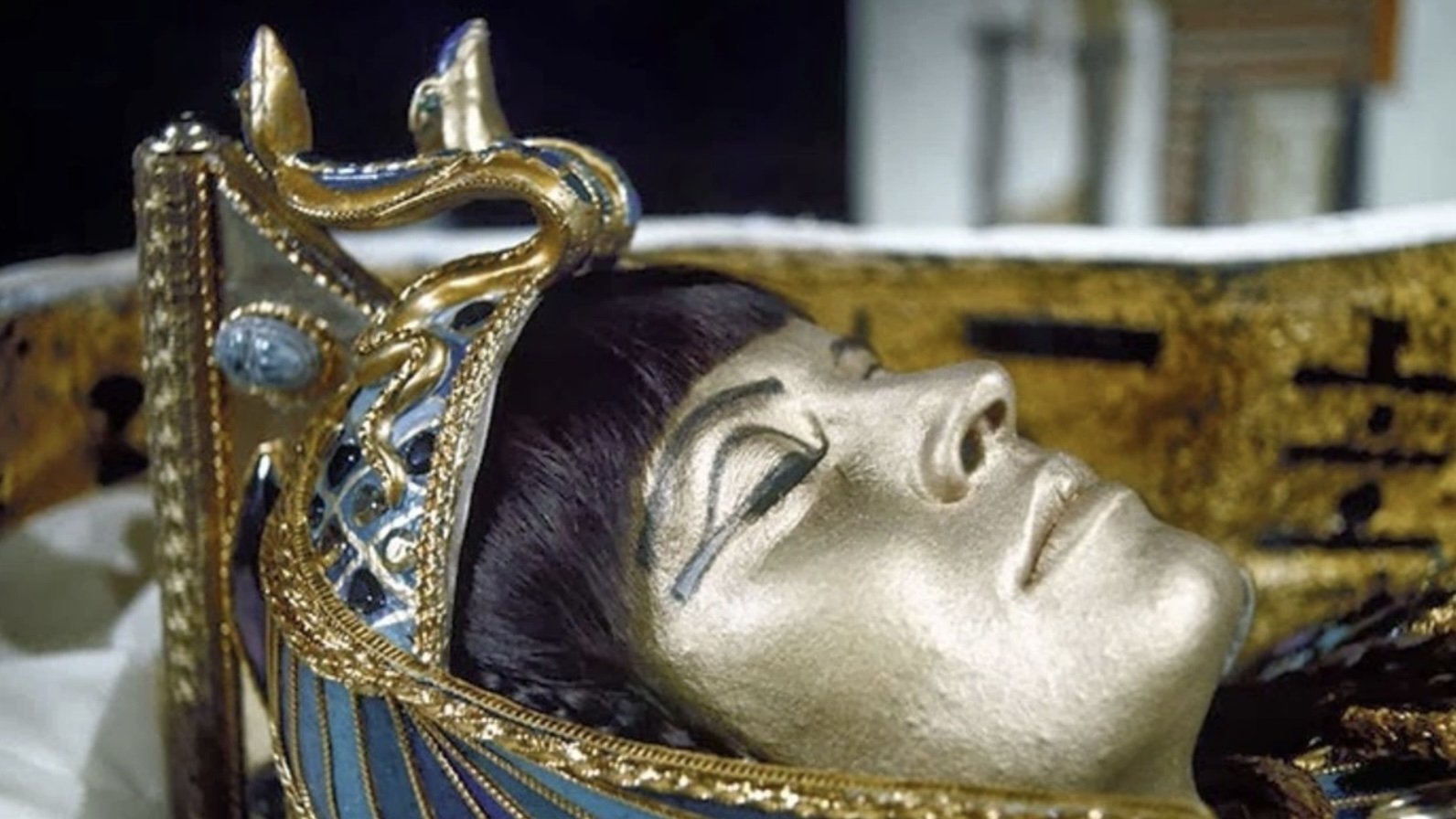 Curse of the Mummy (1970)