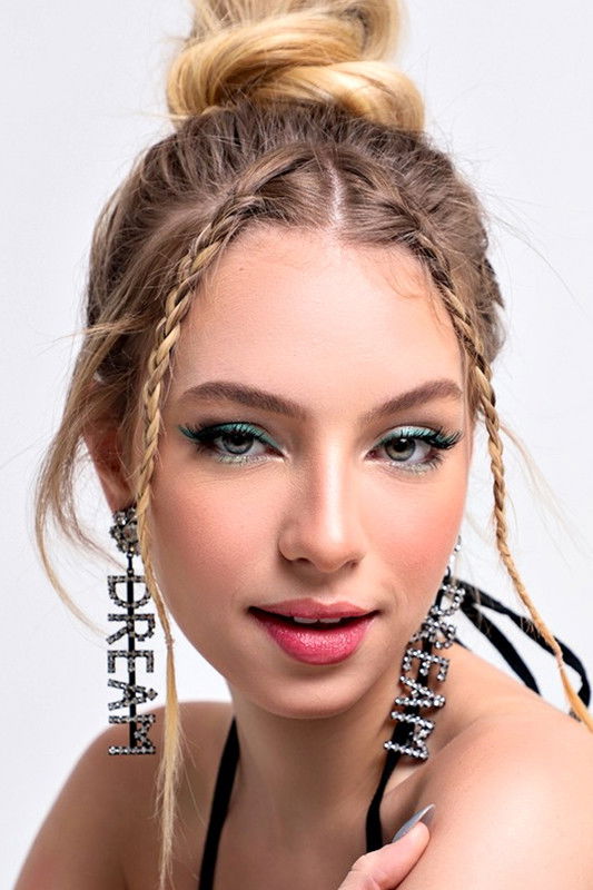 et billede af Fernanda Schneider