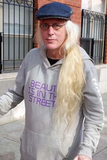 et billede af Carlo McCormick