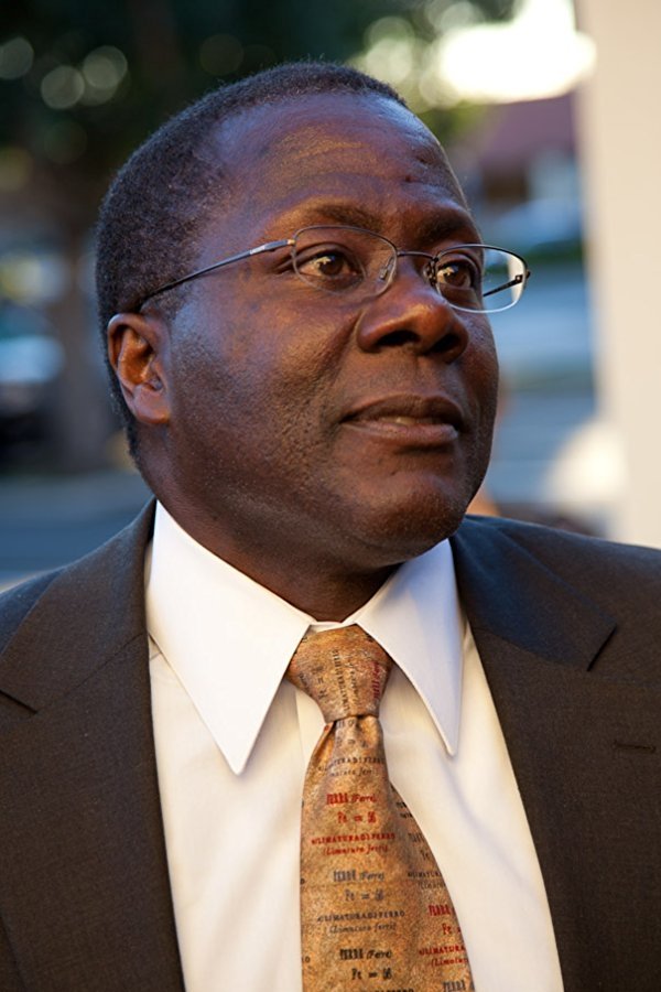 et billede af Kevin L. Jackson