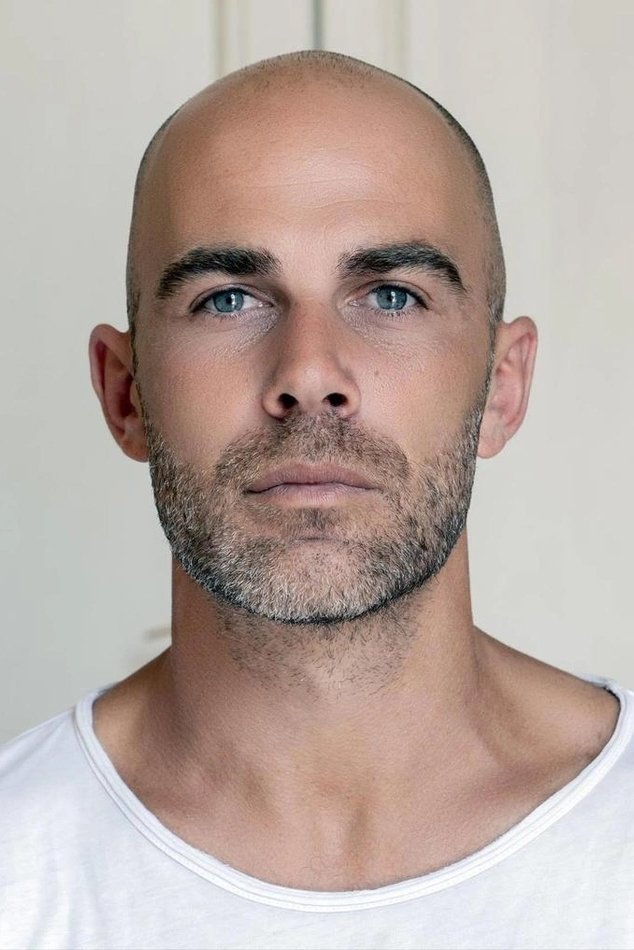 et billede af Benjamin Bodi