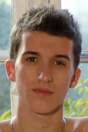 et billede af Aaron Burns