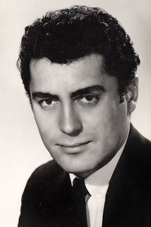 et billede af Tunç Okan