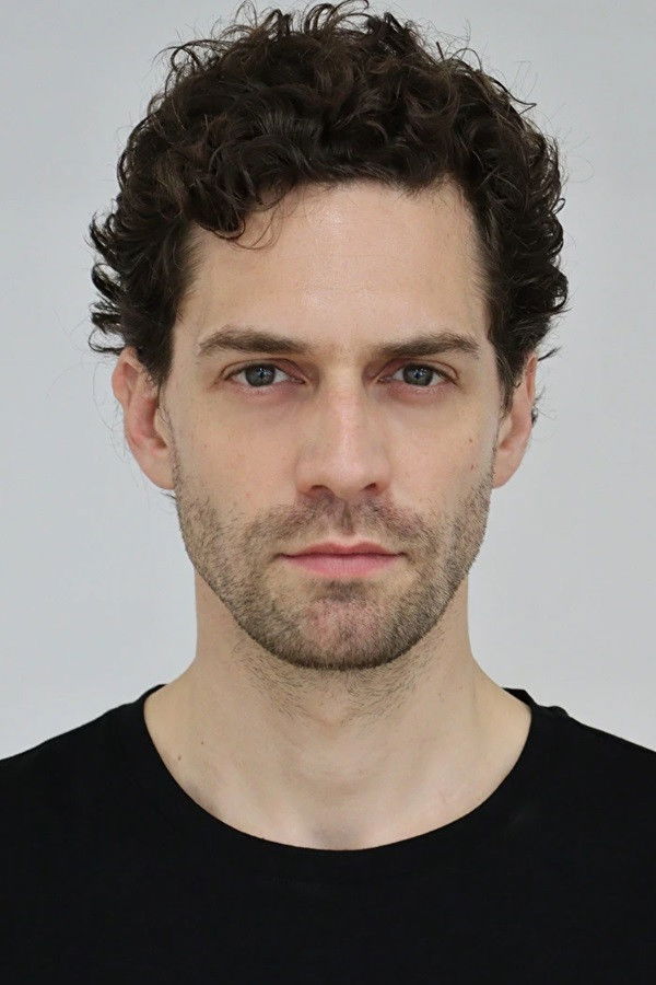 et billede af Julien Balestier