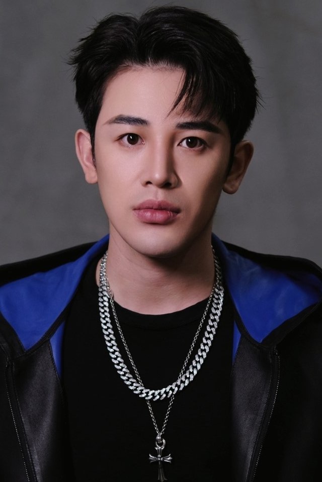 et billede af Zhao Qihang