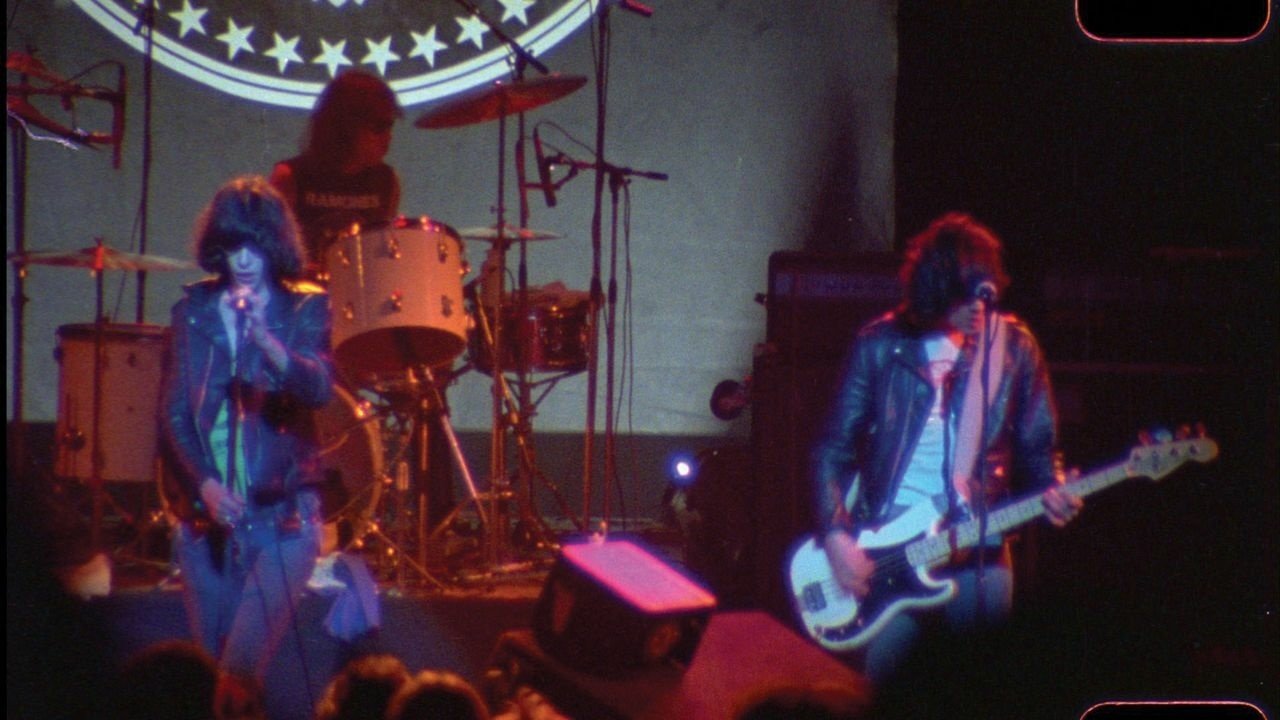 Ramones: Raw (2004)