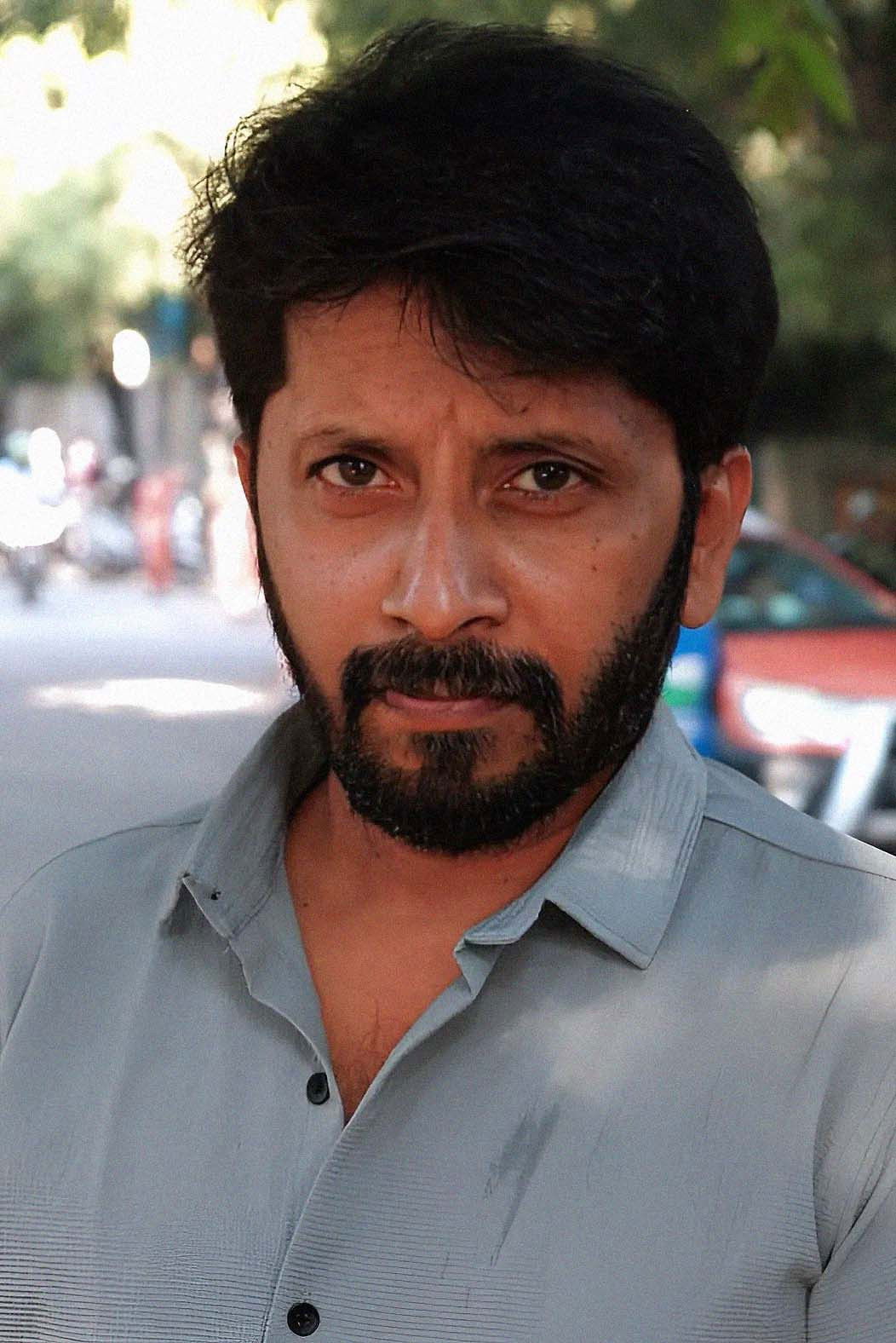 et billede af Pop Suresh