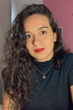 et billede af Isabela Simi