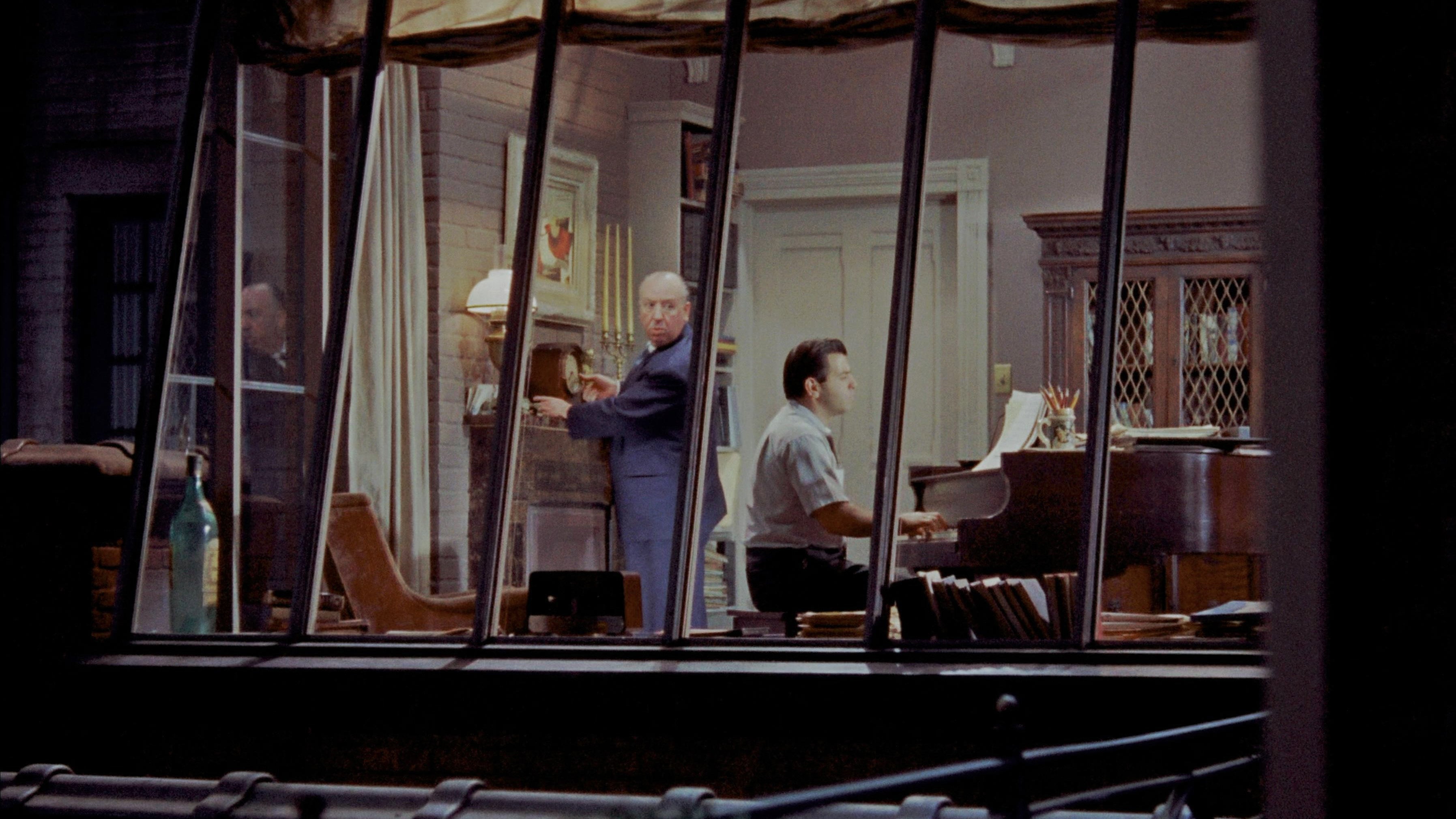 Fen tre Sur Cour Film 1954 Alfred Hitchcock Captain Watch Fen tre Sur Cour Film 1954 Alfred Hitchcock Captain Watch
