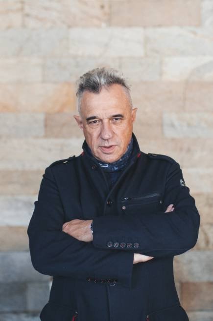 et billede af F.J. Ossang