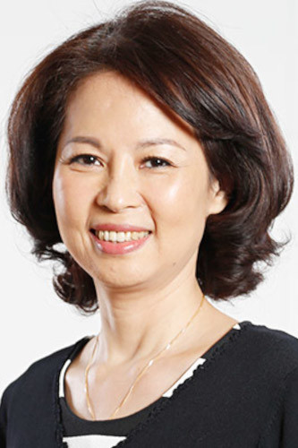 et billede af Her Jung