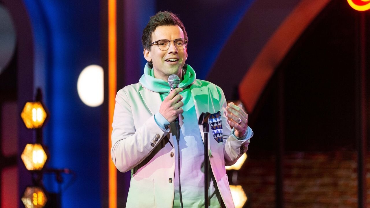 Thumbnail for De Avondshow Stand-ups: Pieter Derks & Kim Schuddeboom Season 0 Episode 2