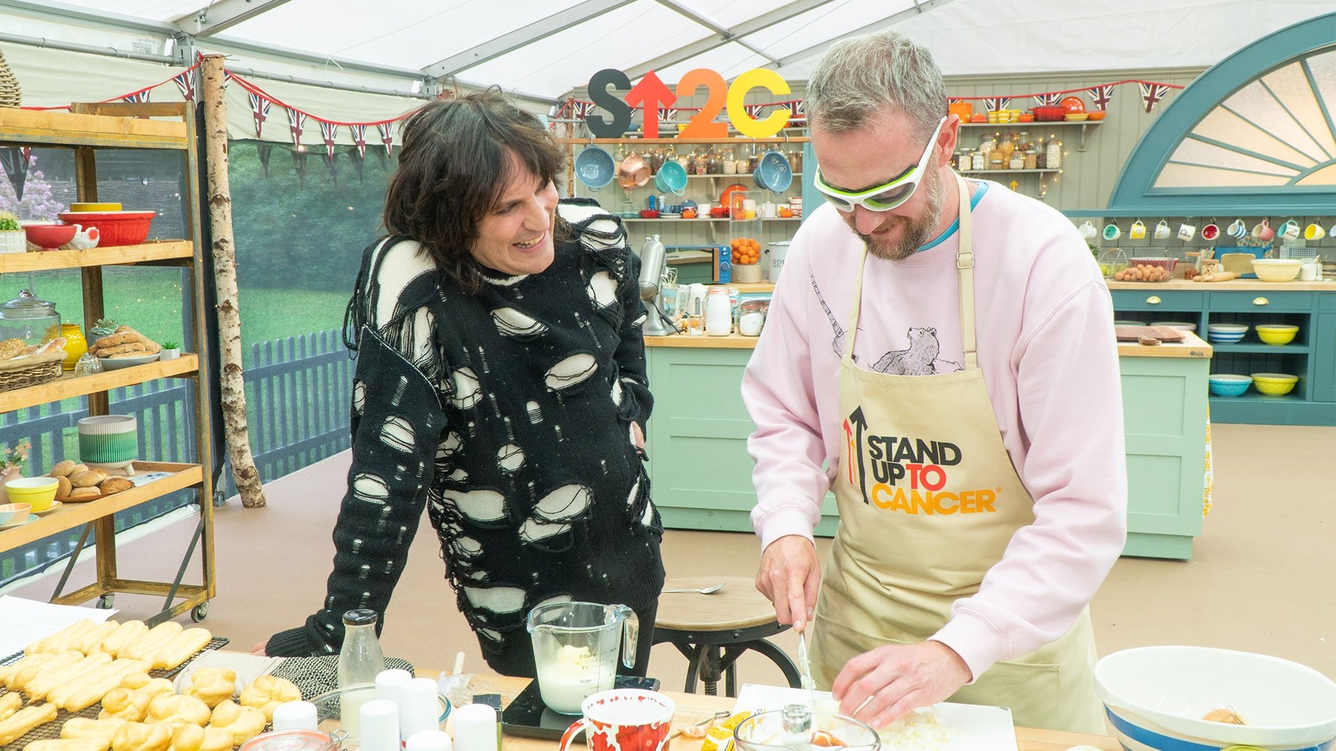 The Great Celebrity Bake Off for Stand Up To Cancer