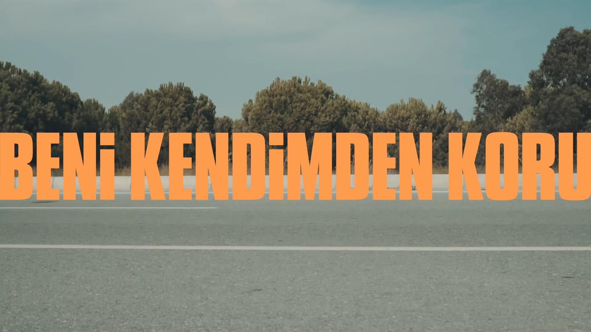 Beni Kendimden Koru background