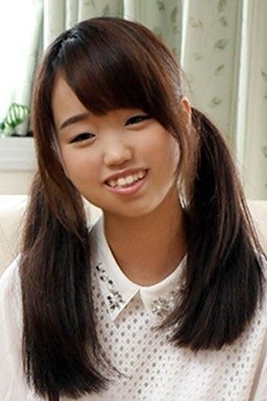秋山しおり