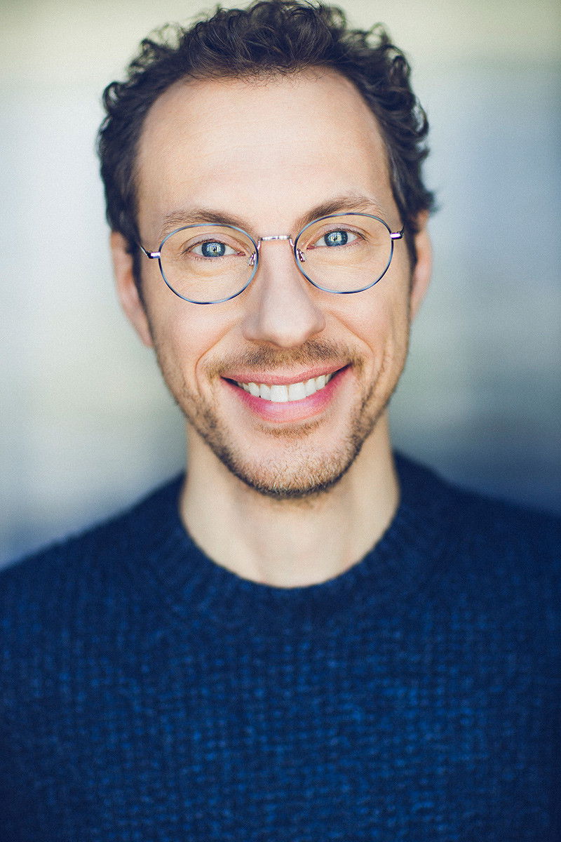 et billede af John Christopher Morton