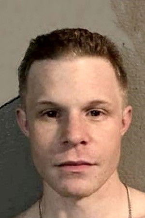 et billede af Justin Zayne