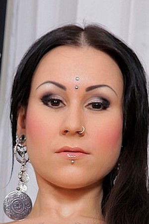 et billede af Lulu Jung