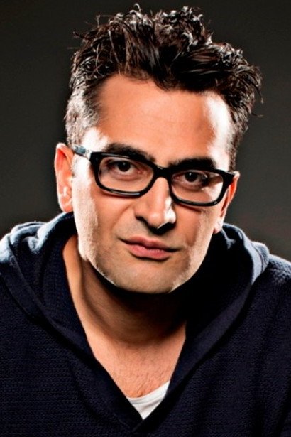 et billede af Antonio Esfandiari