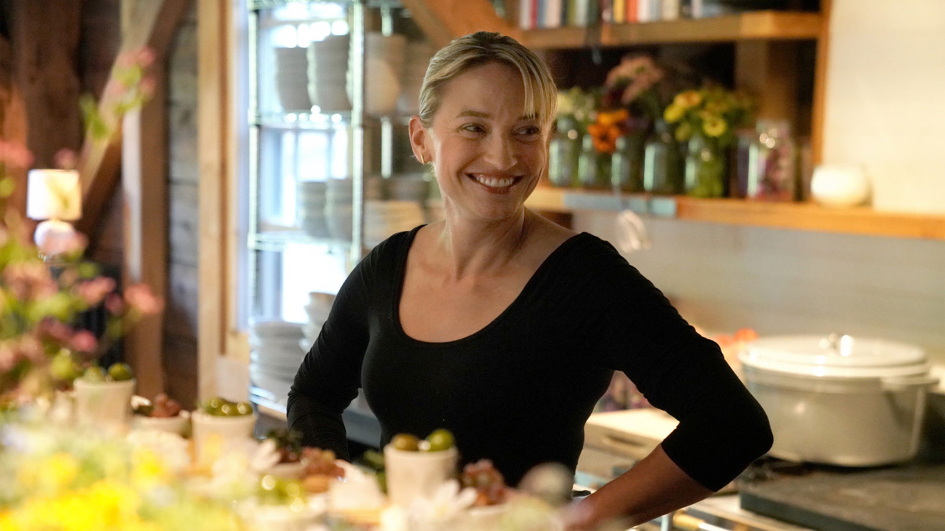 The Lost Kitchen S03E10 backdrop