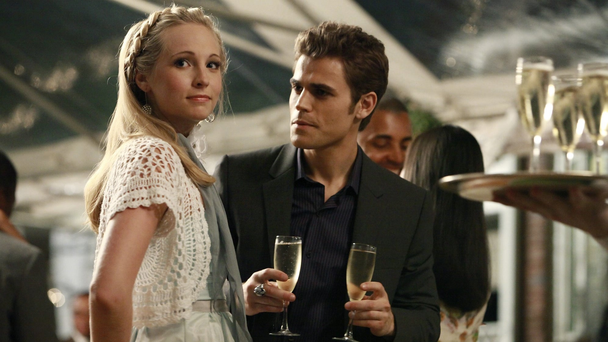 The Vampire Diaries Season 1 :Episode 4  Family Ties