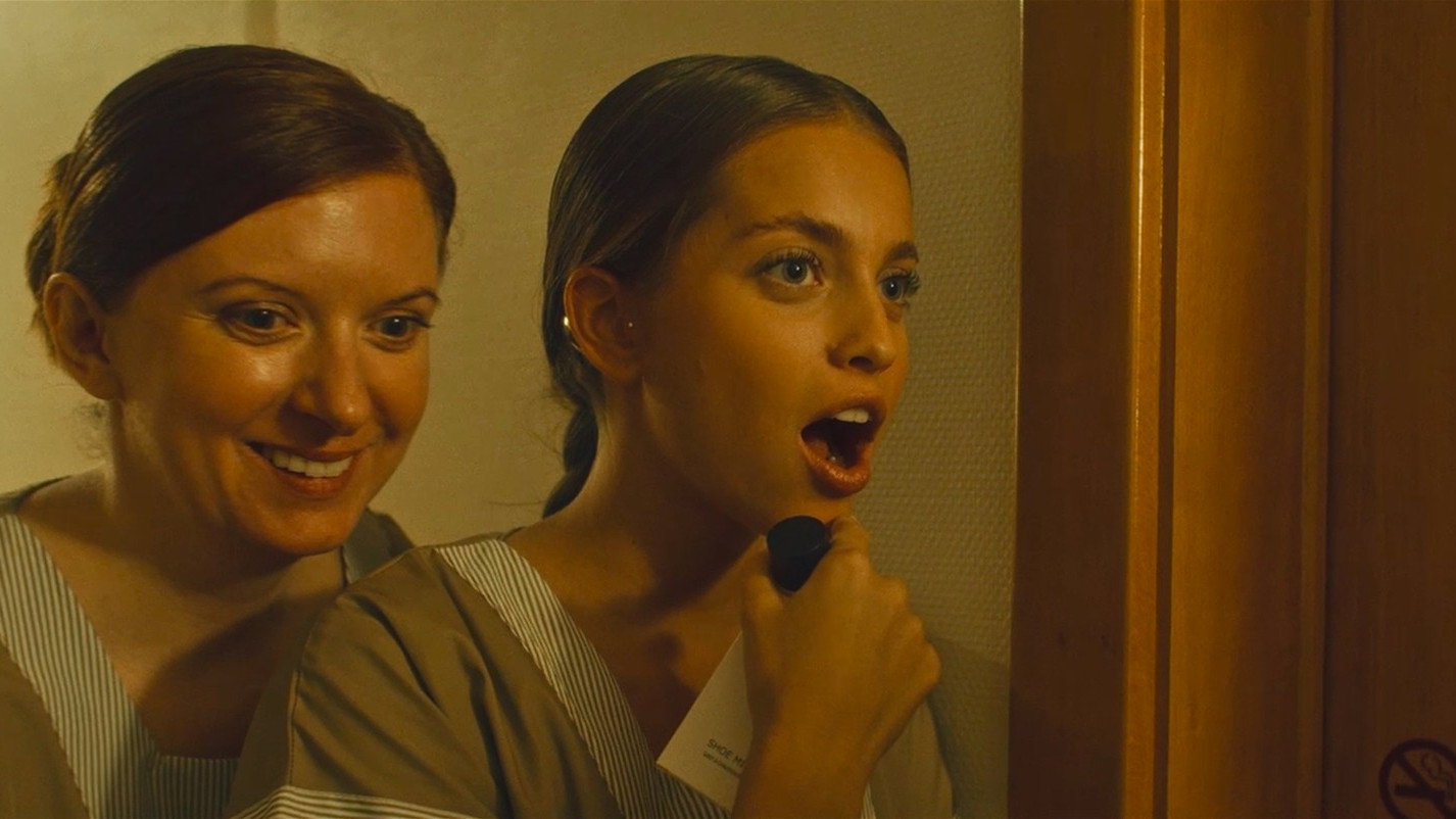 Hotel Amor (2025) — still 2