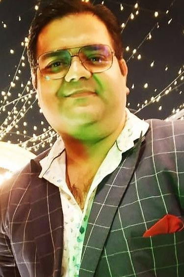 et billede af Mohit Sharma