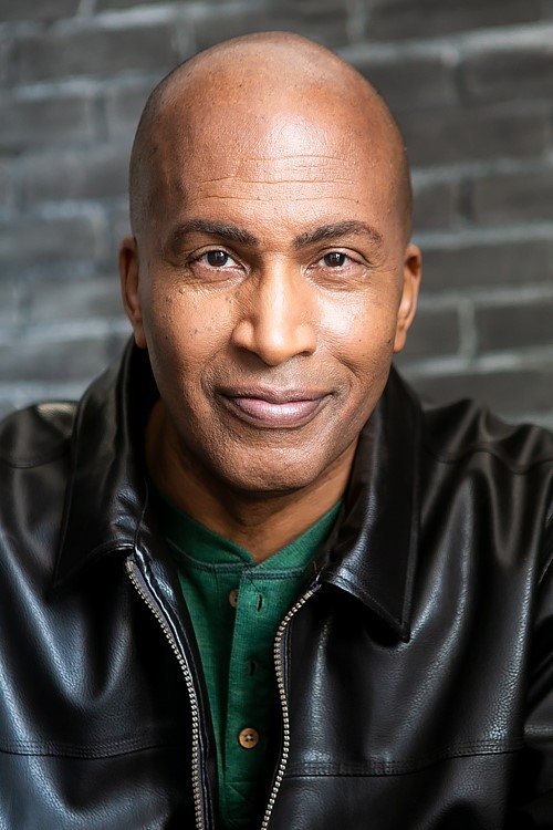 et billede af D. Elliot Woods