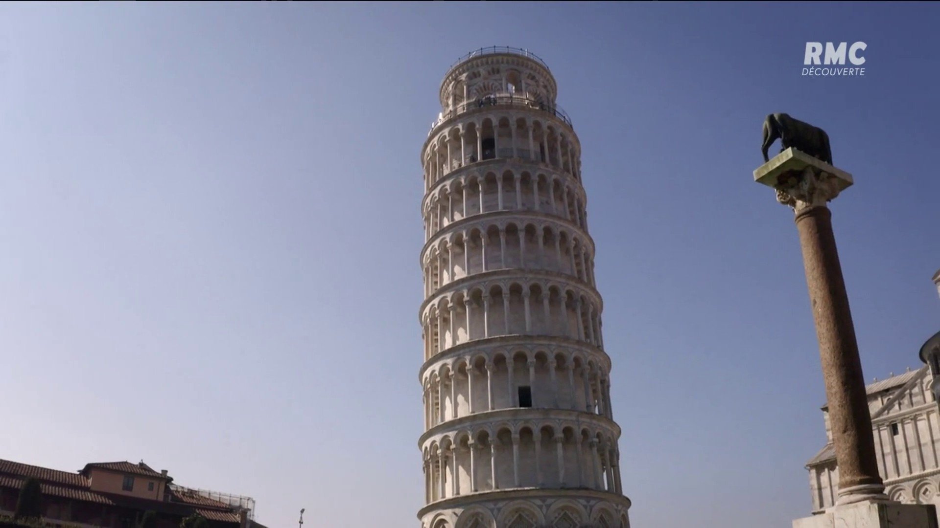 Pendente e indistruttibile - Storia e segreti della torre di Pisa