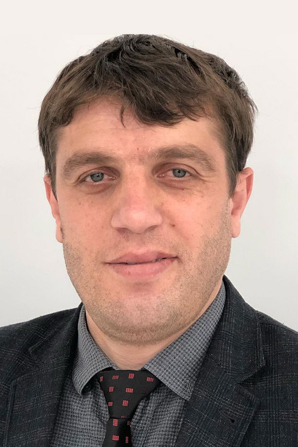 et billede af Şükrü Üçüncü