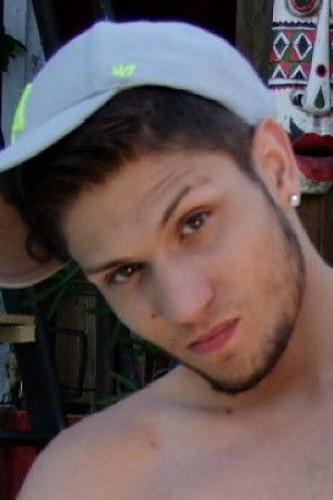 et billede af Chad Enzo