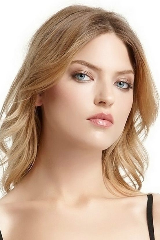 et billede af Martha Hunt