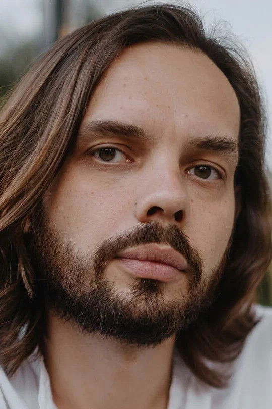 et billede af Denis Buzin