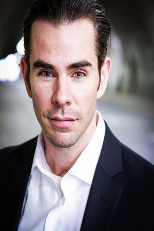 et billede af Andrew Houston