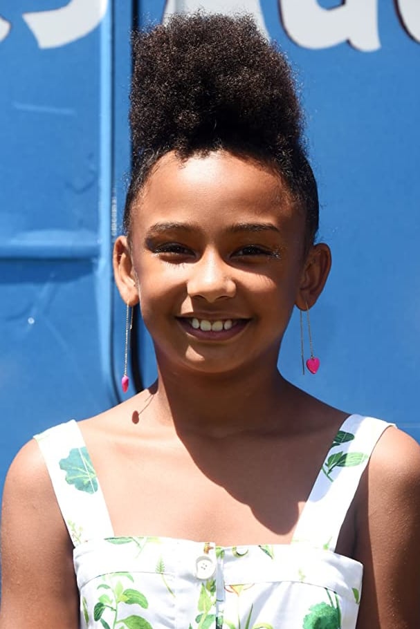 et billede af Genesis Tennon