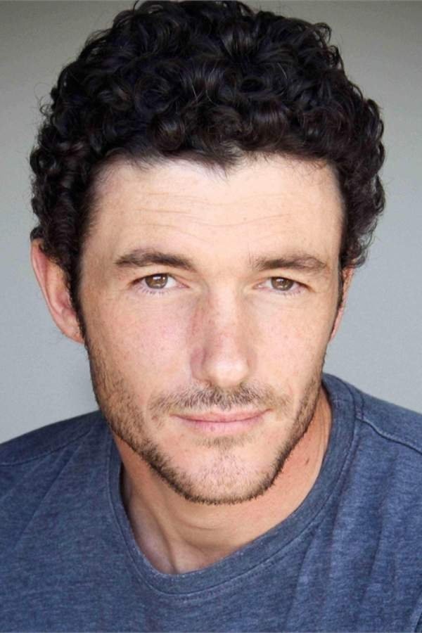 et billede af Francis Mountjoy